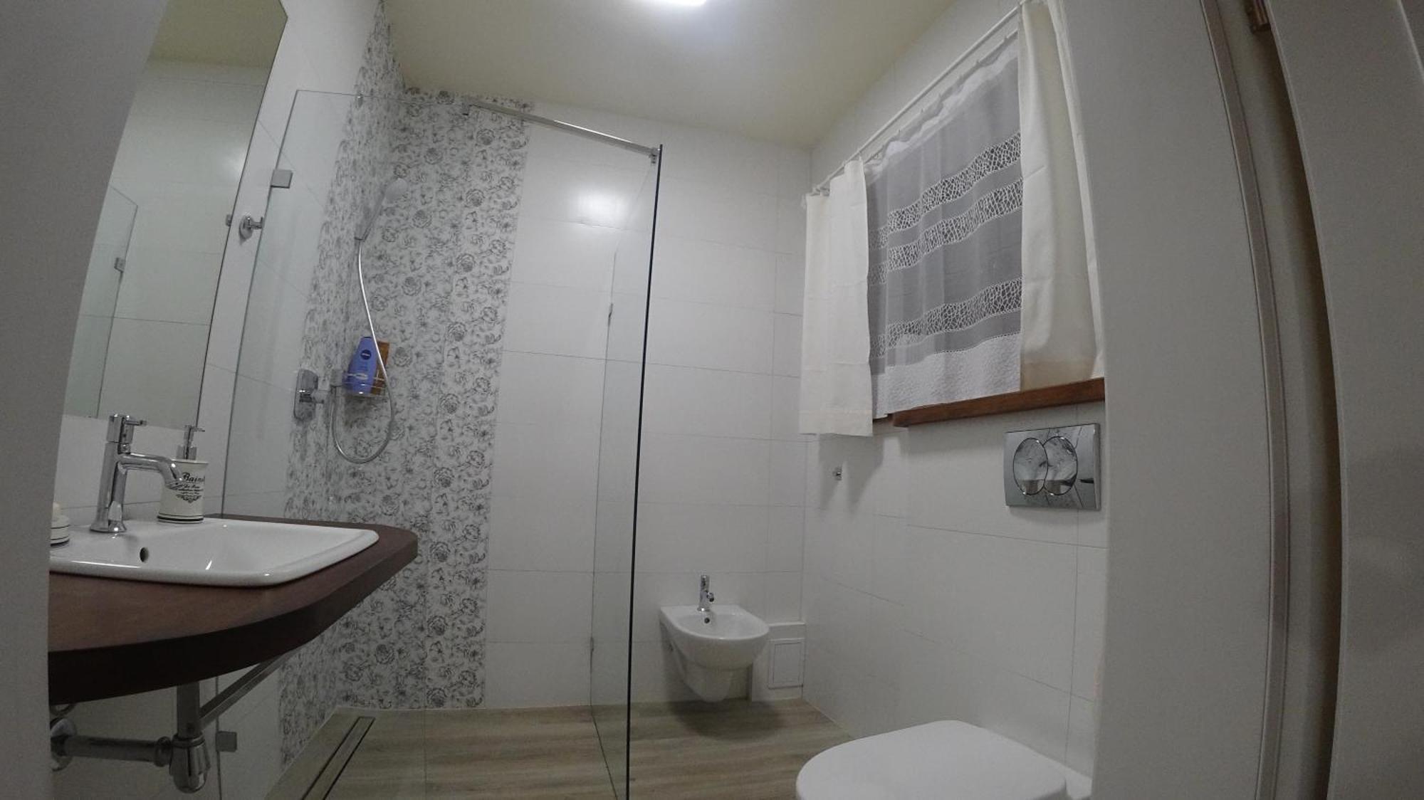 W Dolinie Sanu Villa เลสโก ภายนอก รูปภาพ